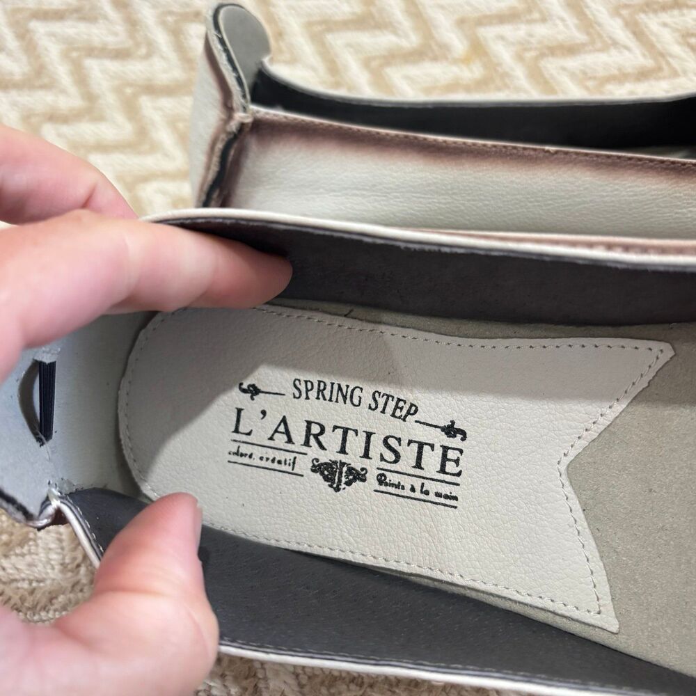 L’Artiste by Spring Step Dezi Leather Flower Slip On Shoes - Picture 7 of 10